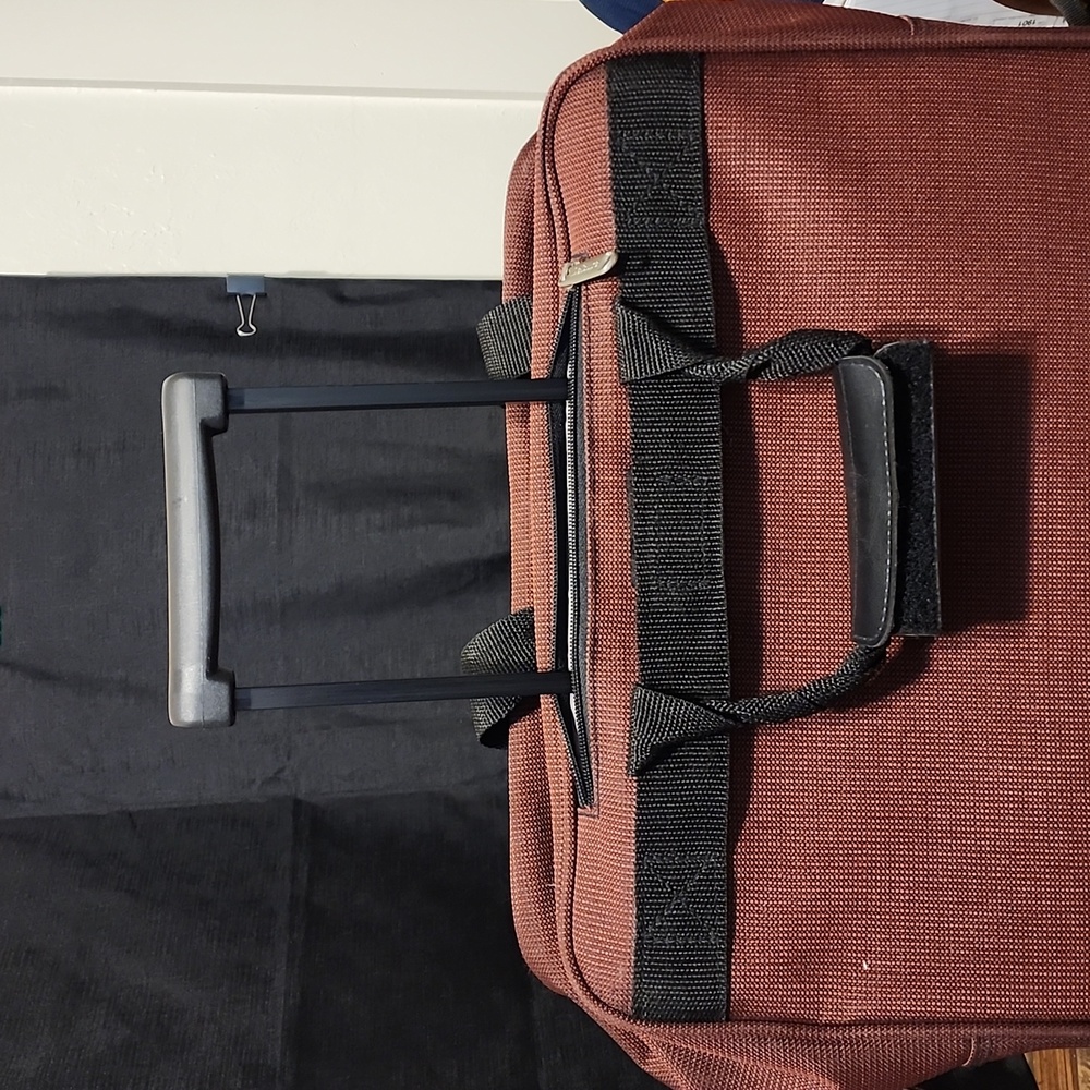 Leisure Brand Carry On Bag - Picture 4 of 8